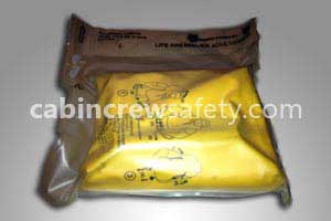63600-105 - Air Cruisers AC-2000 Life Preserver with whistle